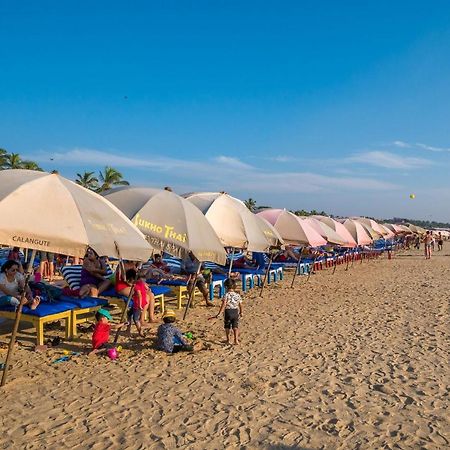 Hotel Explorer Calangute Exterior photo